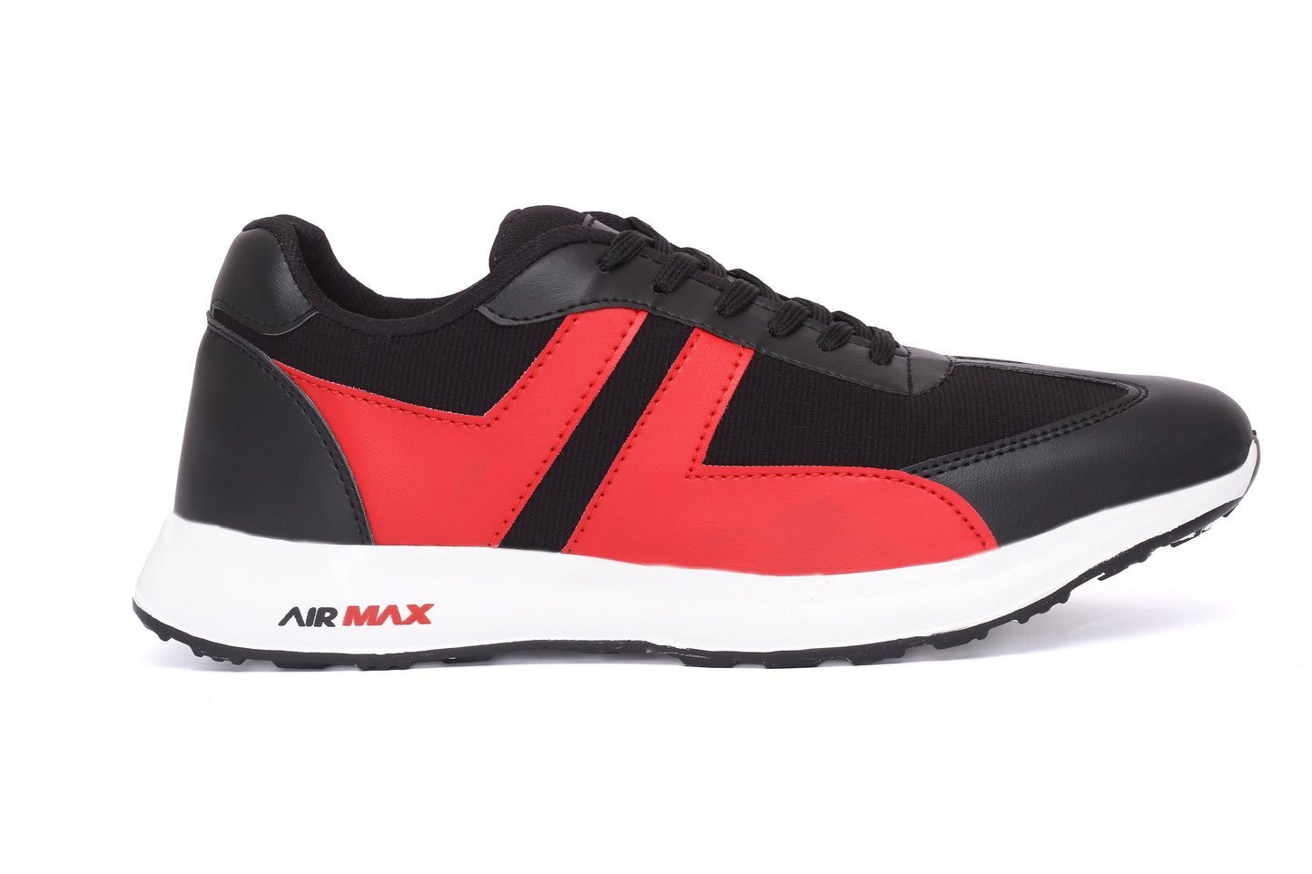 Monochrome Stride Sneakers / Black / High performance