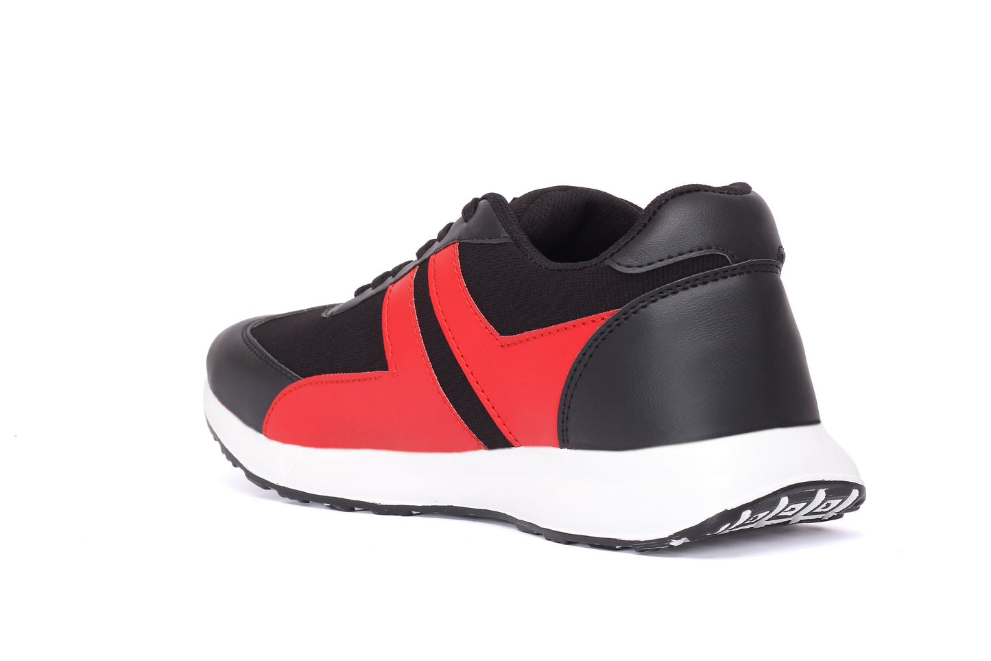 Monochrome Stride Sneakers / Black / High performance